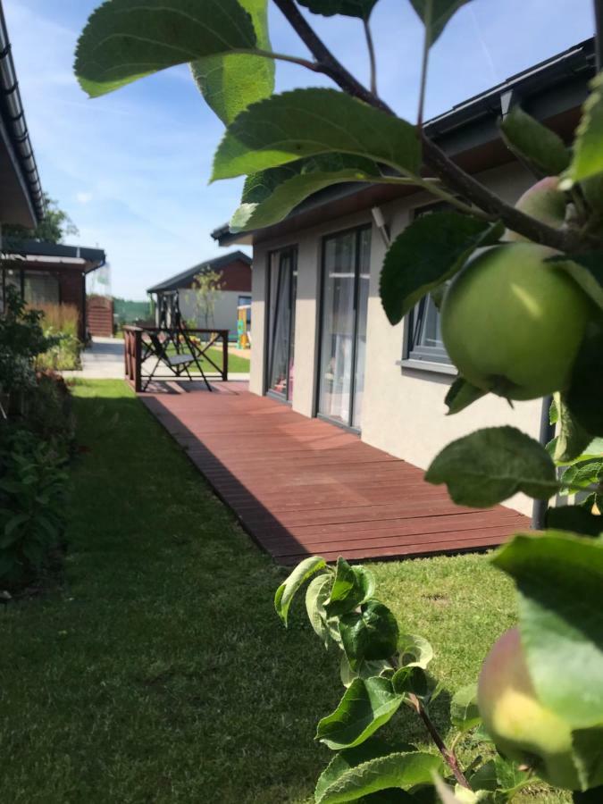 Domki Wsrod Jabloni Gąski Extérieur photo